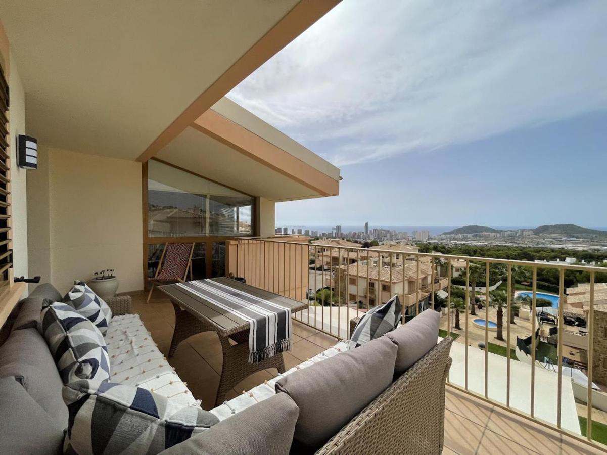 Modern 2-Floor Penthouse With Sea Views - Sleeps 7 Appartement Finestrat Buitenkant foto